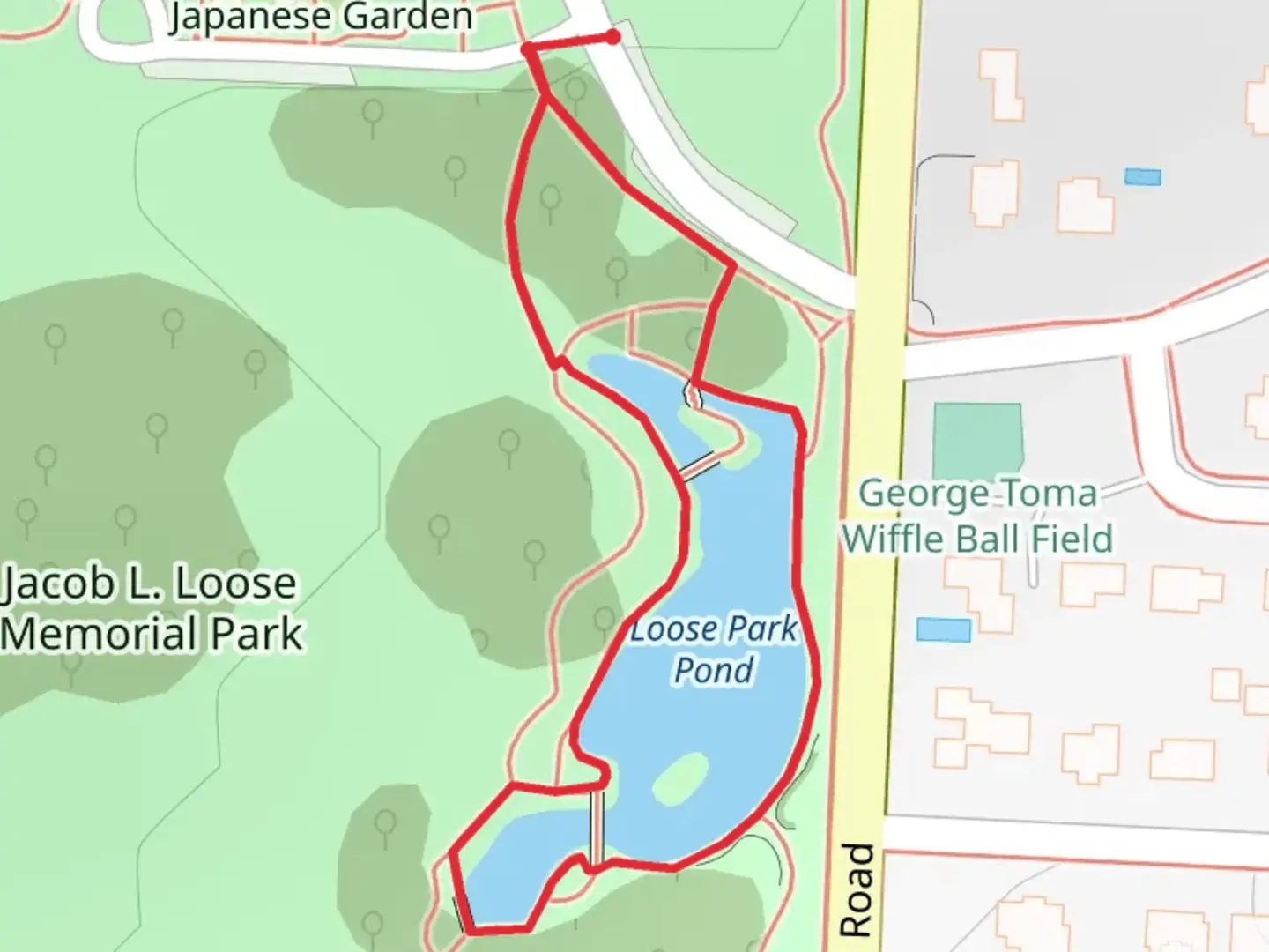 An image depicting the trail Loose Park Pond Loop and its surrounding area.