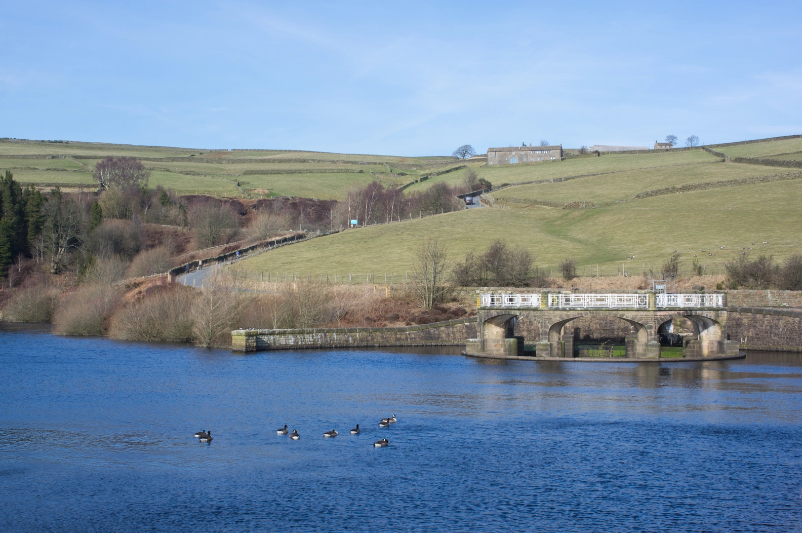 An image depicting the trail Holme Valley Circular Walk and its surrounding area.