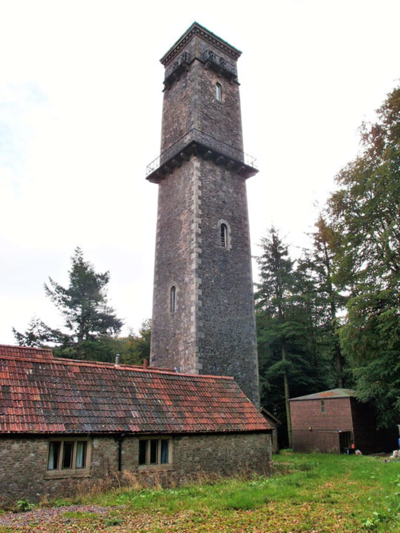 An image depicting the trail Cranmore Tower and its surrounding area.