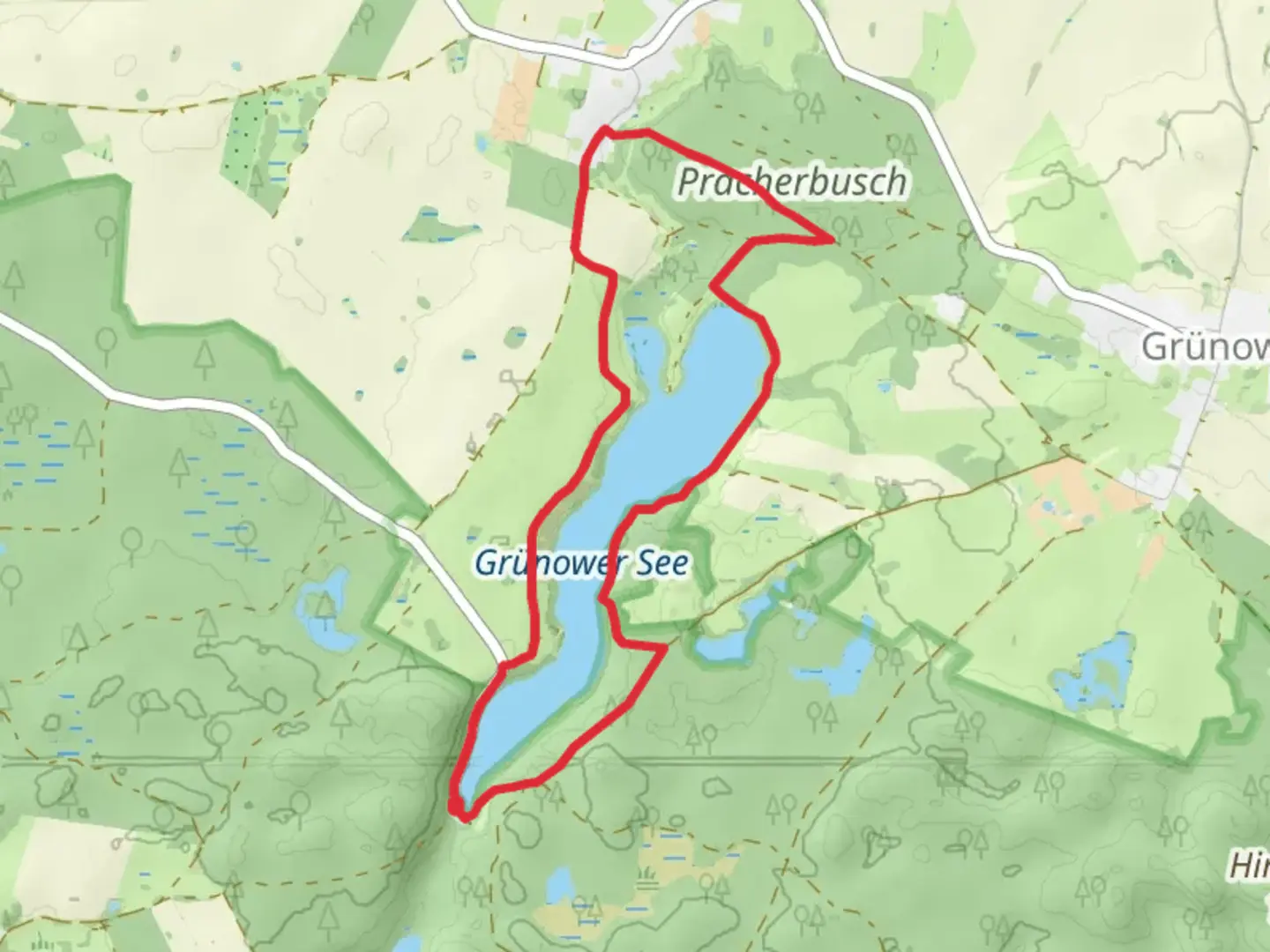 An image depicting the trail Grünower See Loop via Gruenes Eichenblatt Gruenow and its surrounding area.