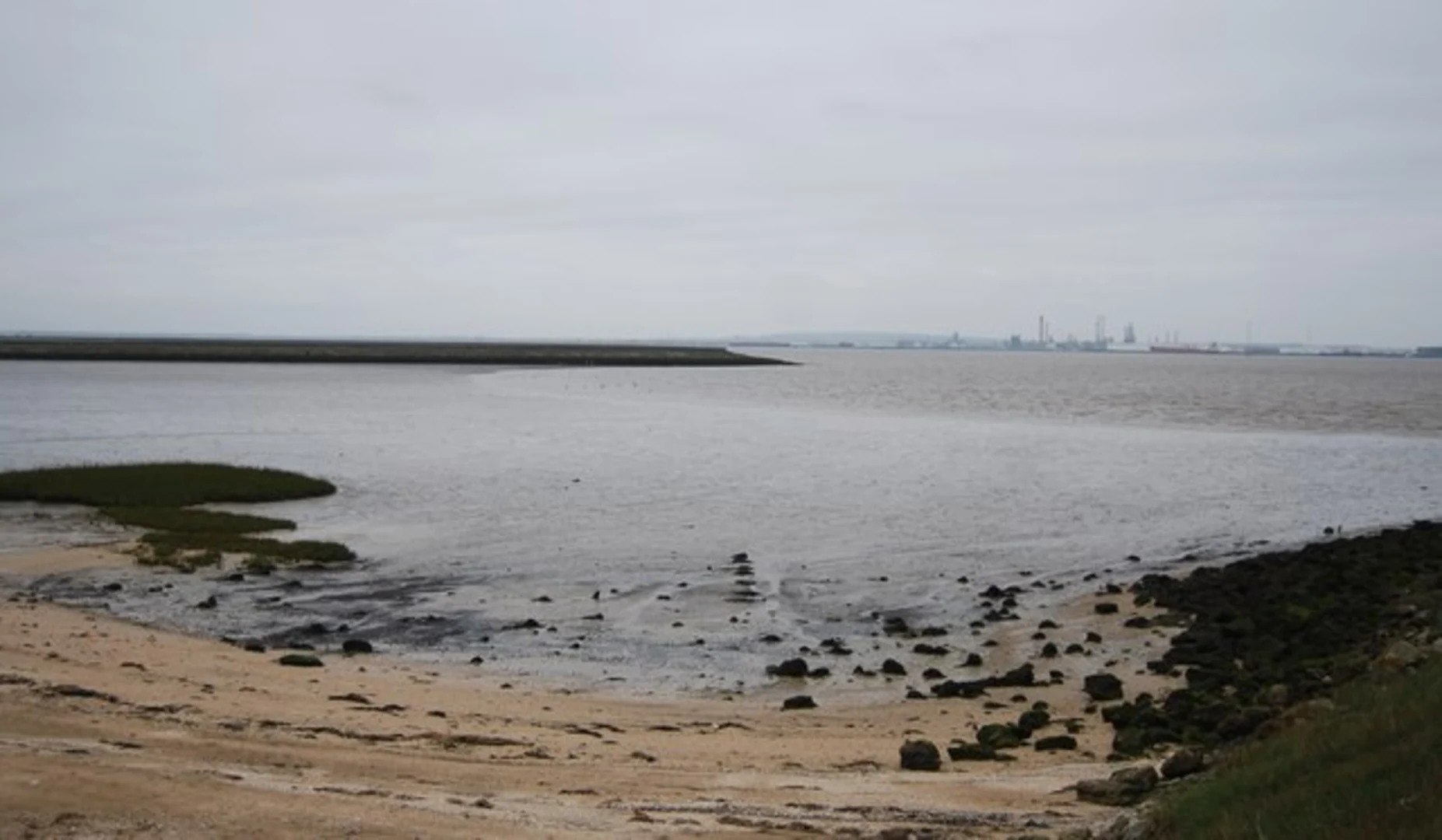 An image depicting the trail Egypt Bay Beach and St Mary Bay Beach Loop from High Halstow and its surrounding area.