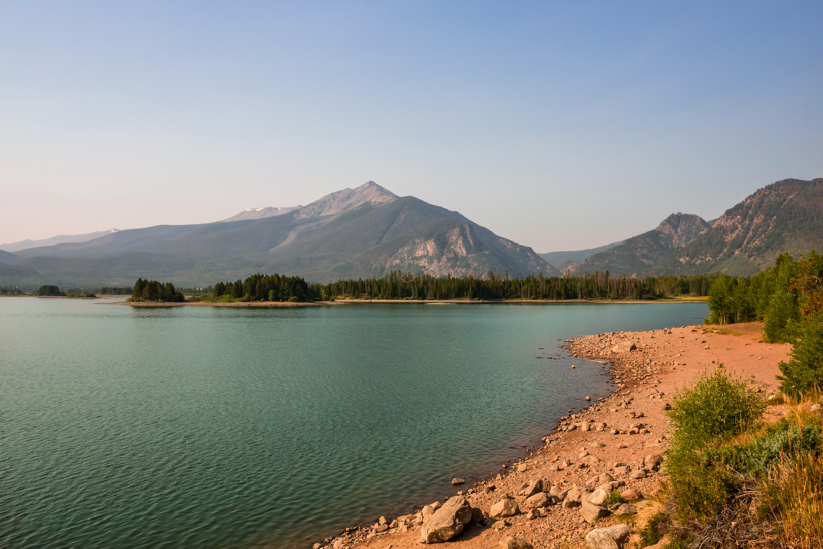 An image depicting the trail Busted Axel Trail and its surrounding area.