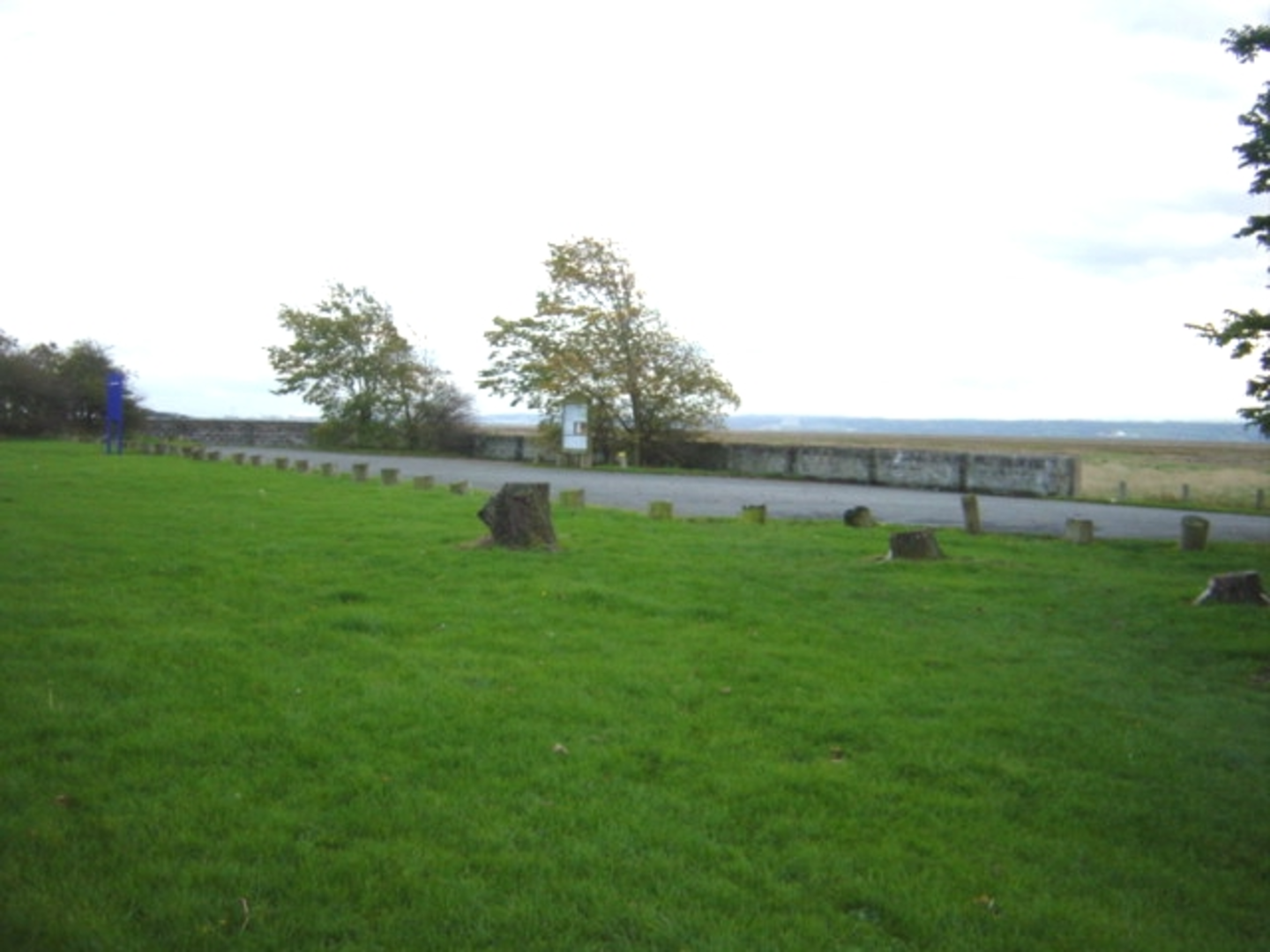 An image depicting the trail Parkgate Loop and its surrounding area.