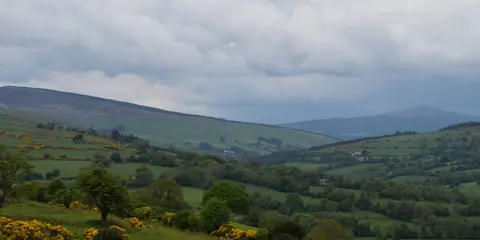 An image depicting the trail Ballycumber Loop and its surrounding area.