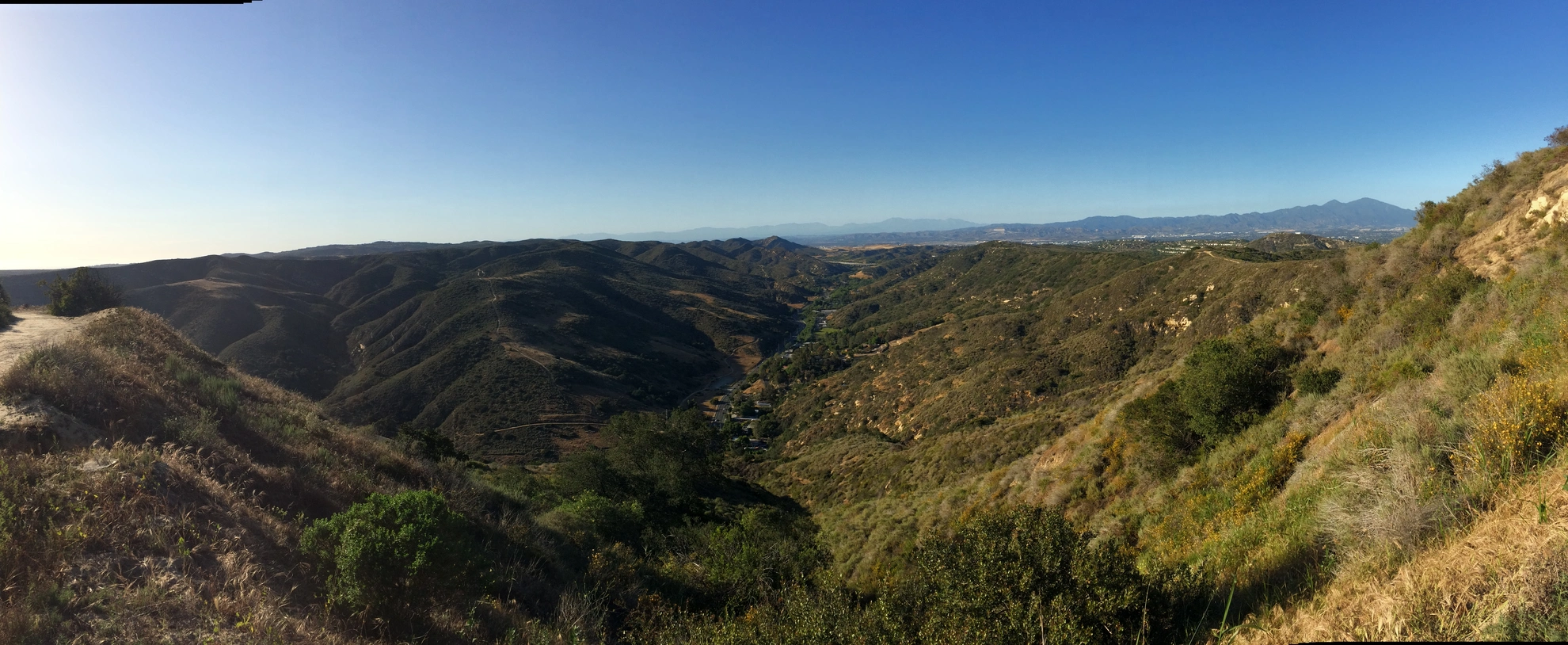 An image depicting the trail Cave Rock and Coyote Run Trail and its surrounding area.