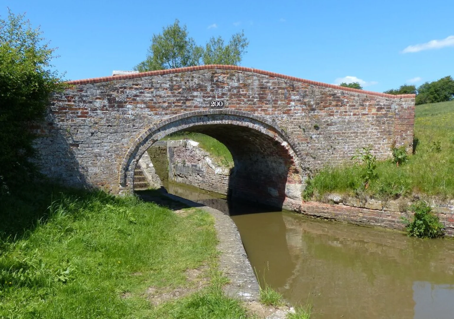 An image depicting the trail Lower Heyford Loop and its surrounding area.