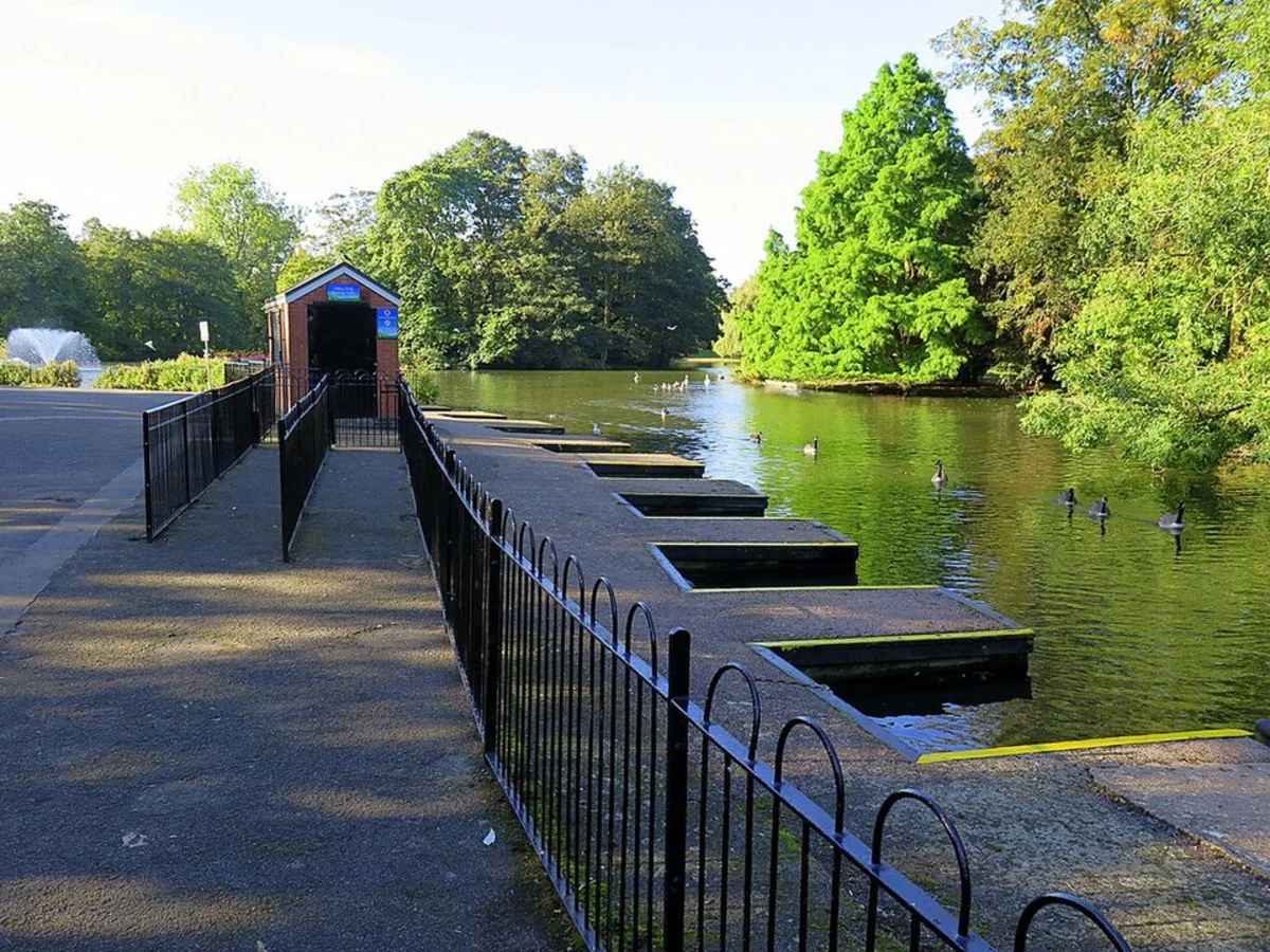 Abbey Park Boating Lake and Friendship Gardens Loop