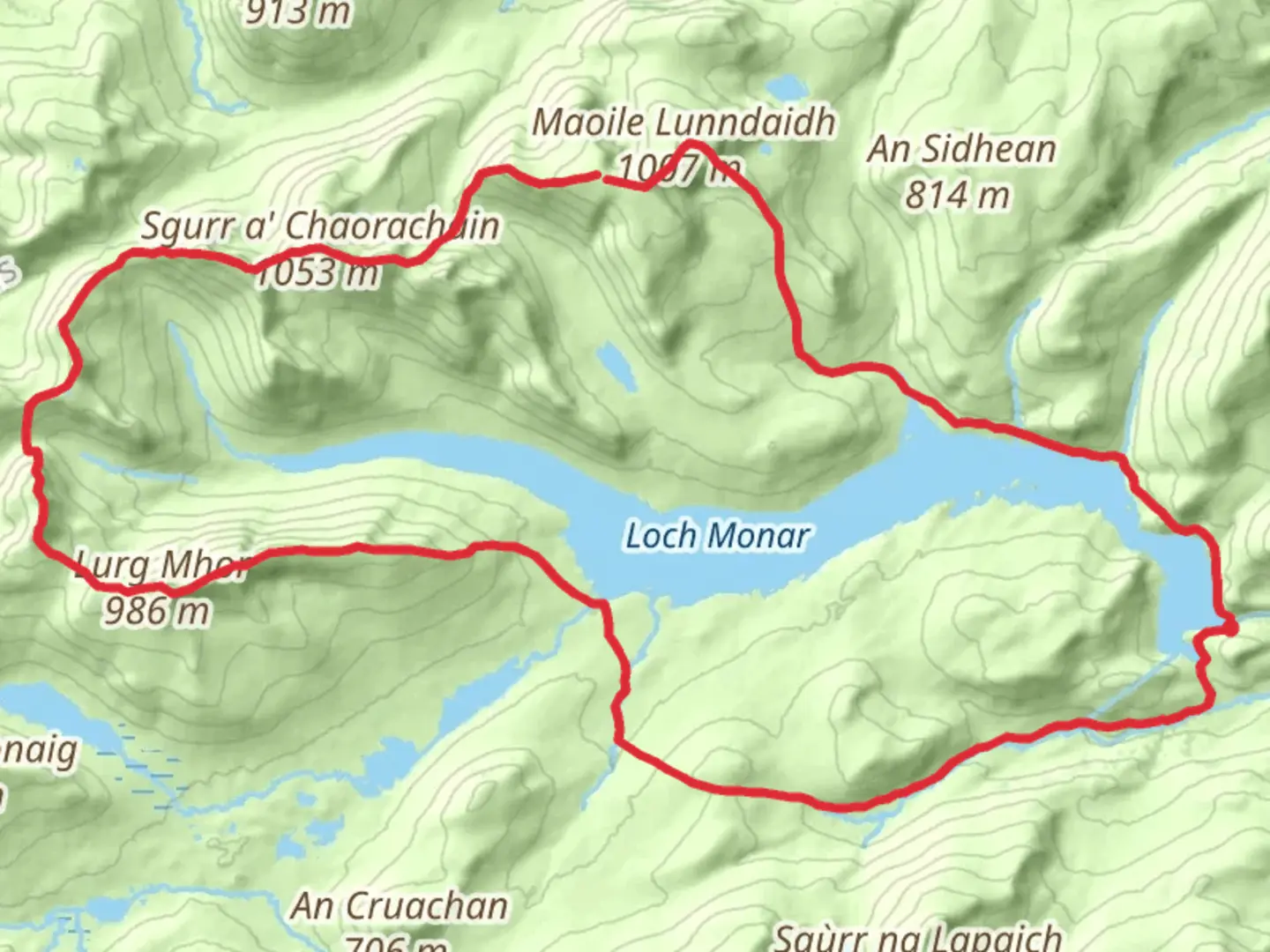 An image depicting the trail Loch Monar Loop and its surrounding area.
