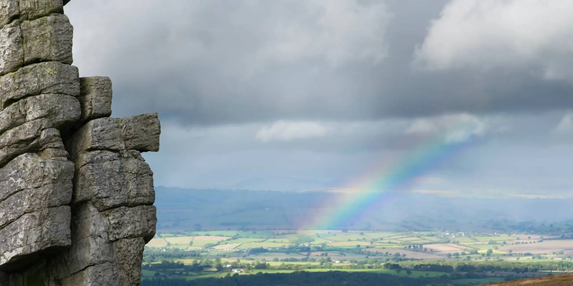 An image depicting the trail Ratlinghope and The Stiperstones from the Knolls and its surrounding area.