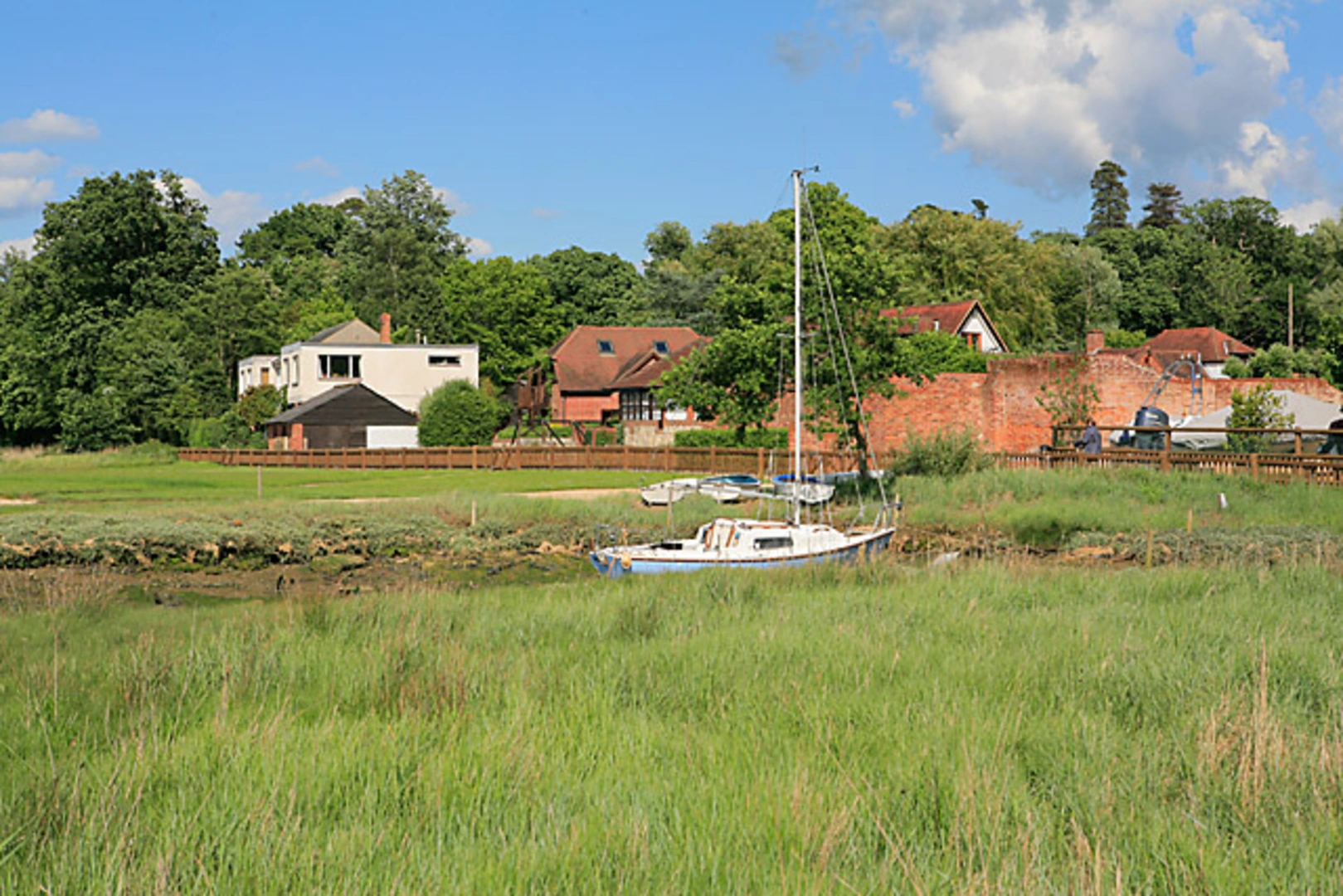 An image depicting the trail Strawberry Trail and its surrounding area.