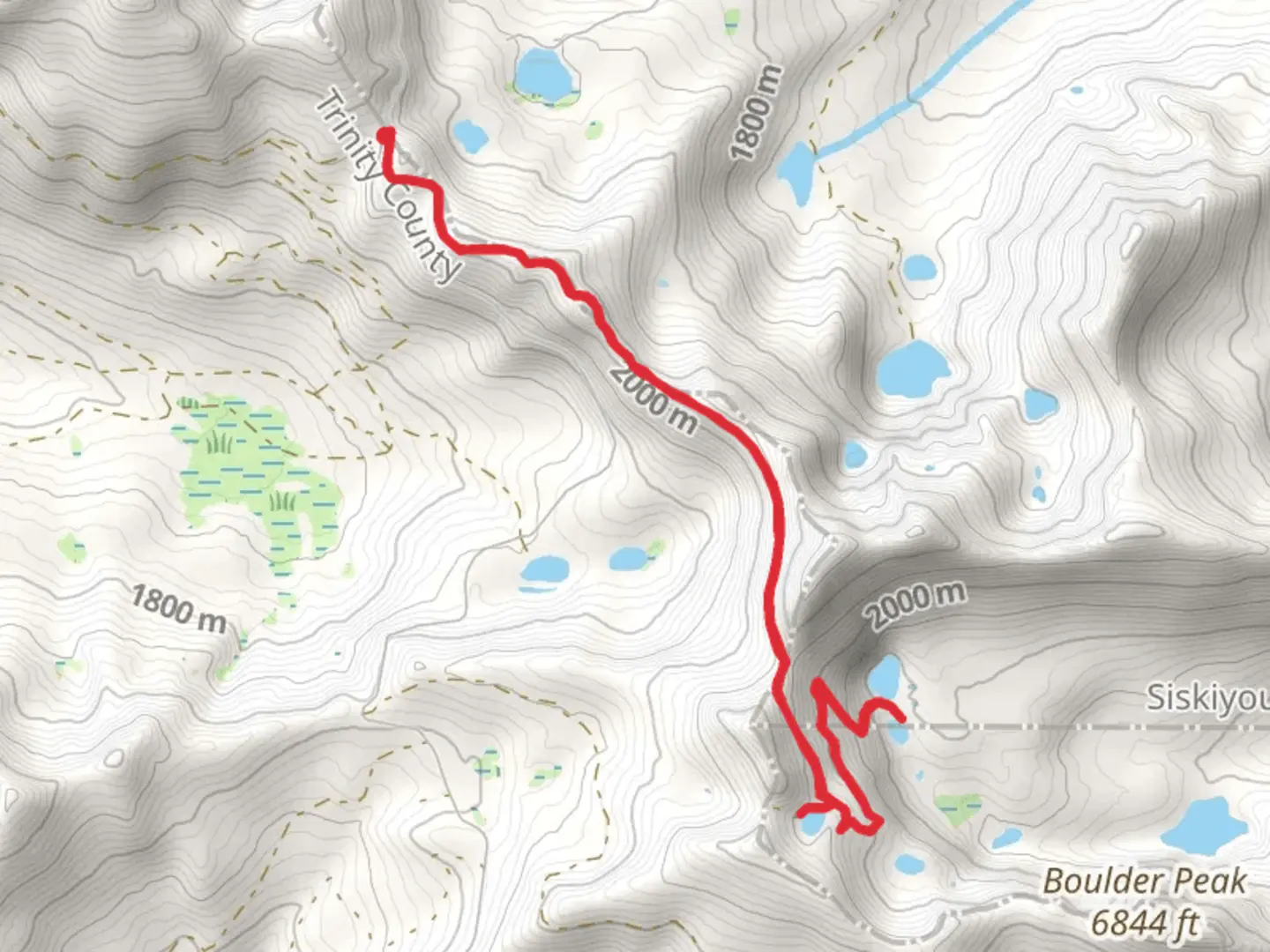 An image depicting the trail Seven Lakes Basin and its surrounding area.
