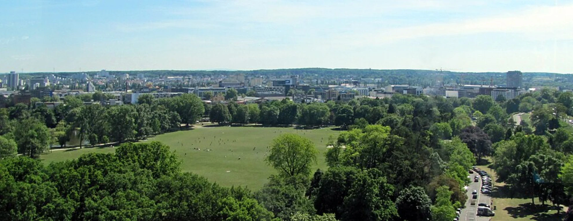 An image depicting the trail Ostpark See via Bad-Schachener-Straße and its surrounding area.