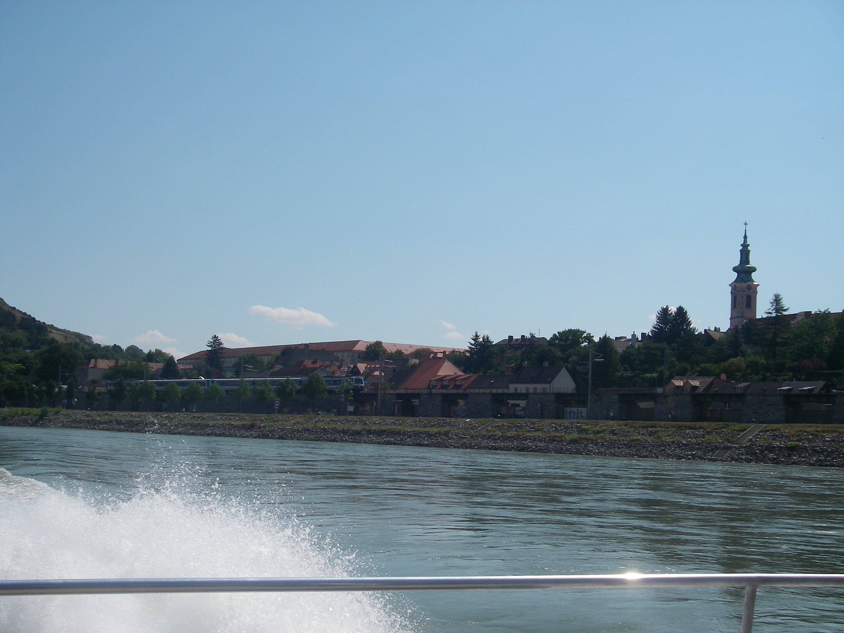 An image depicting the trail Donau-Auen National Park and its surrounding area.