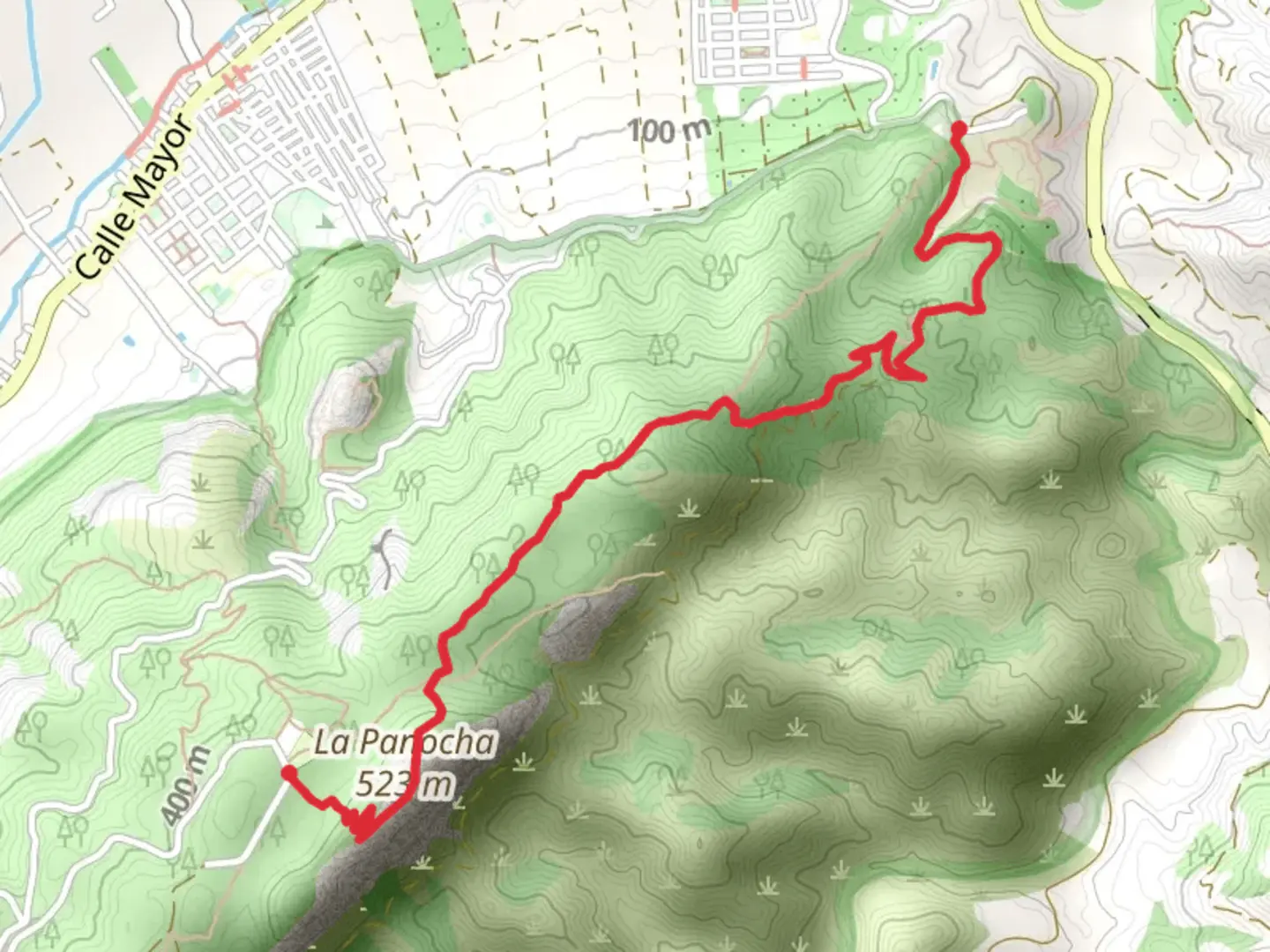 An image depicting the trail Sendero a la Cresta del Gallo por la Tana PR MU 49 and its surrounding area.