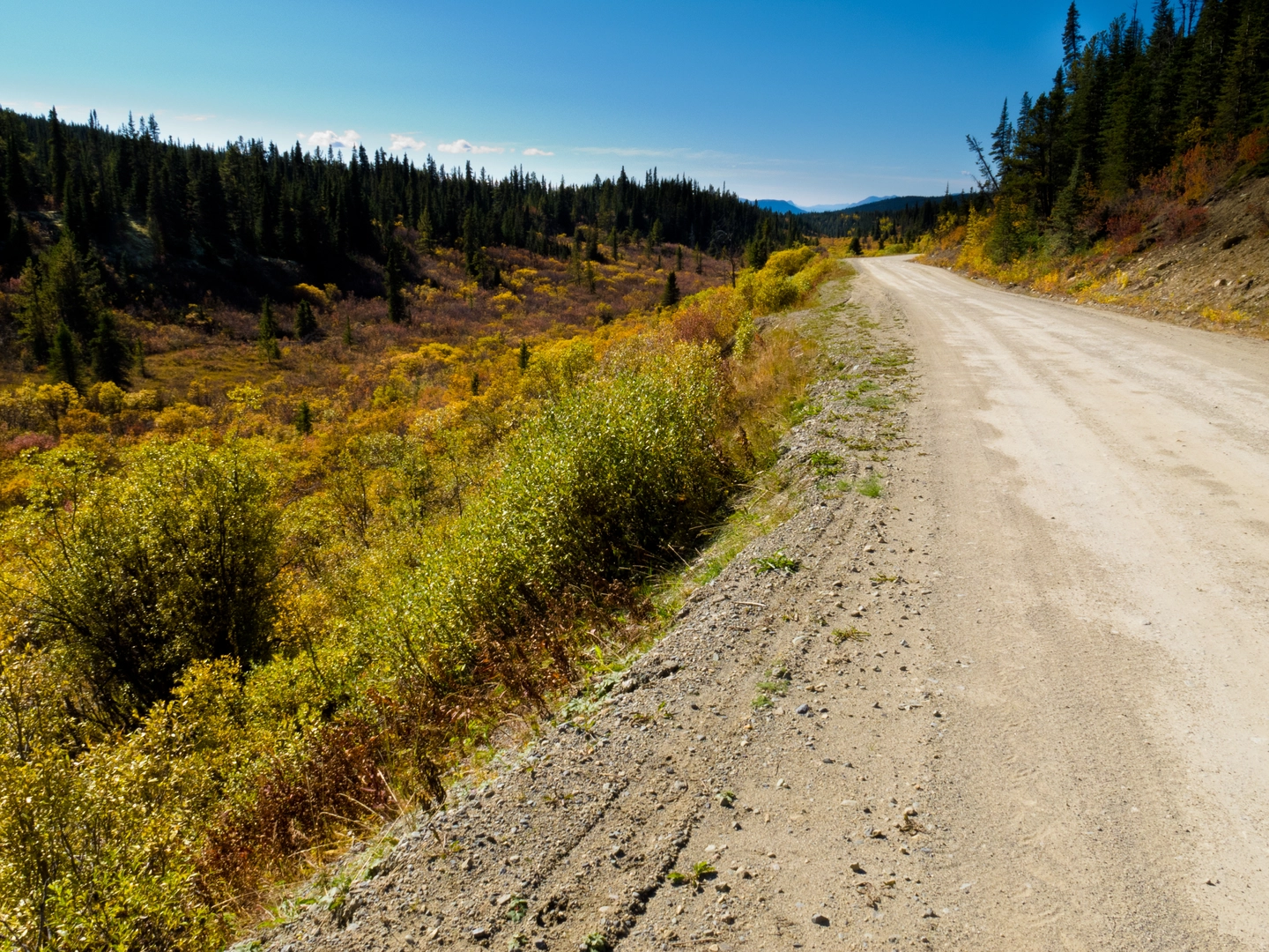 An image depicting the trail Canol Heritage Trail and its surrounding area.