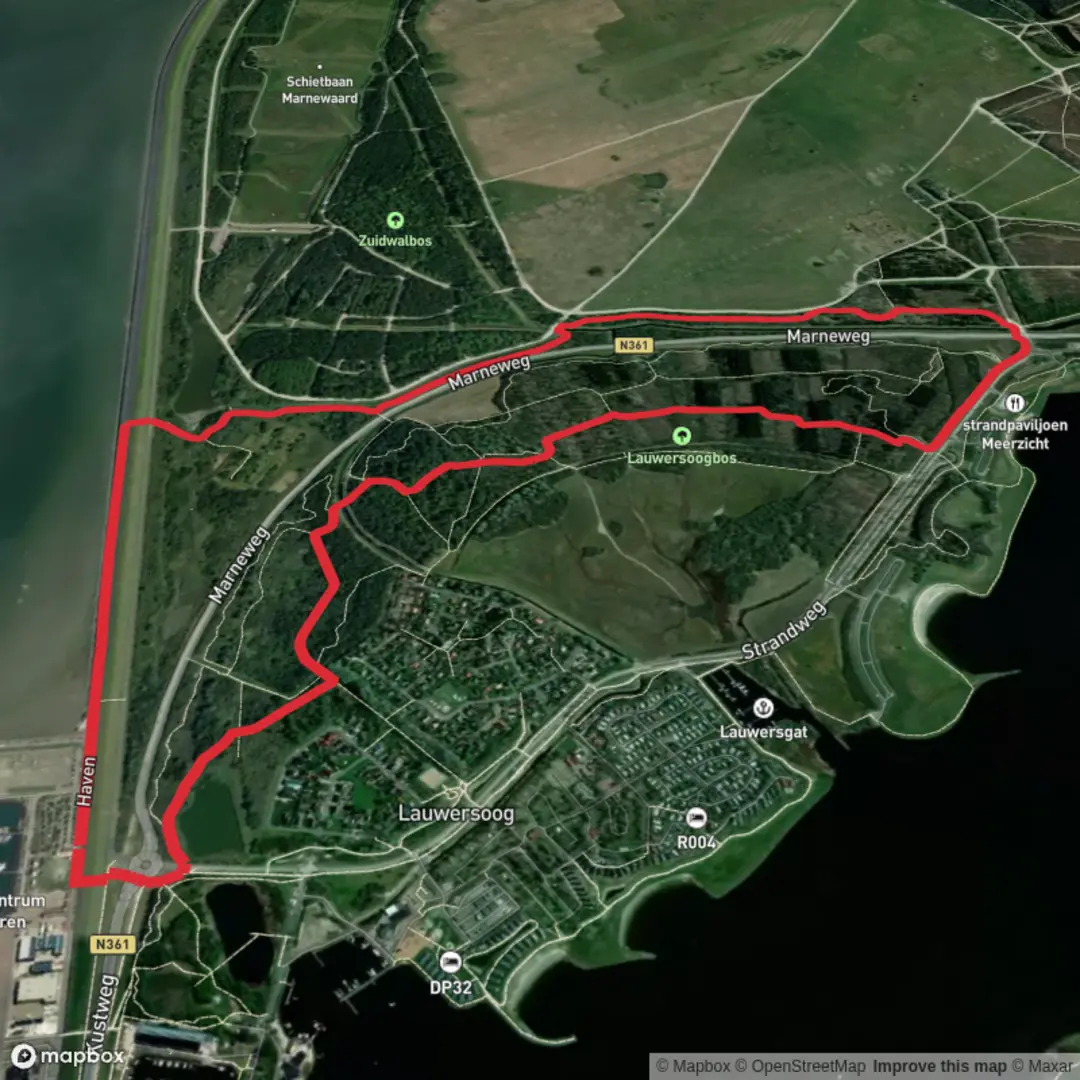 An image depicting the trail Robbenoort via Marne Weg and its surrounding area.