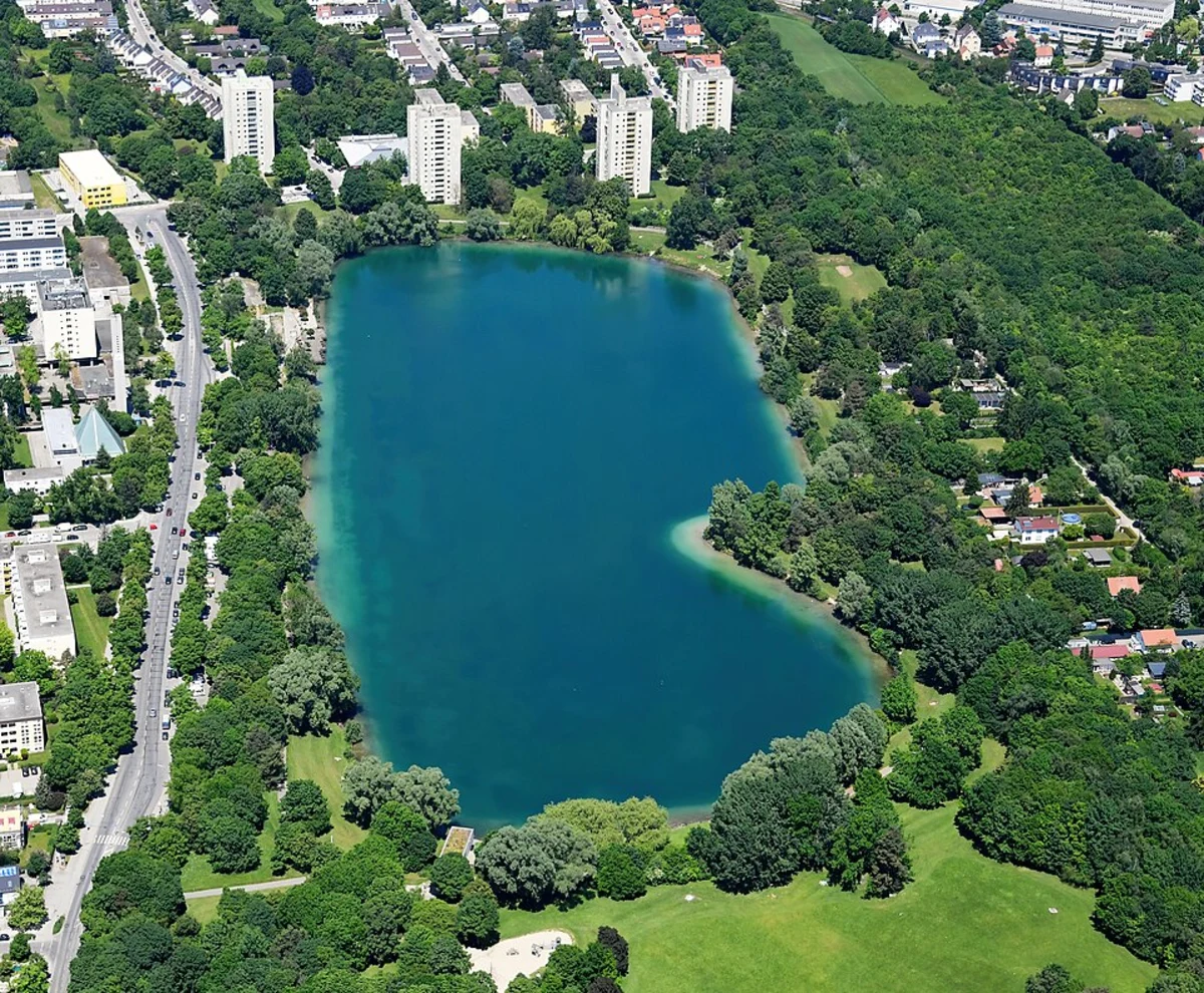 Landschaftssee and Allacher Lohe via Lerchenauer See