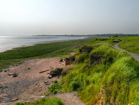 An image depicting the trail Hale CIrcular Walk and its surrounding area.