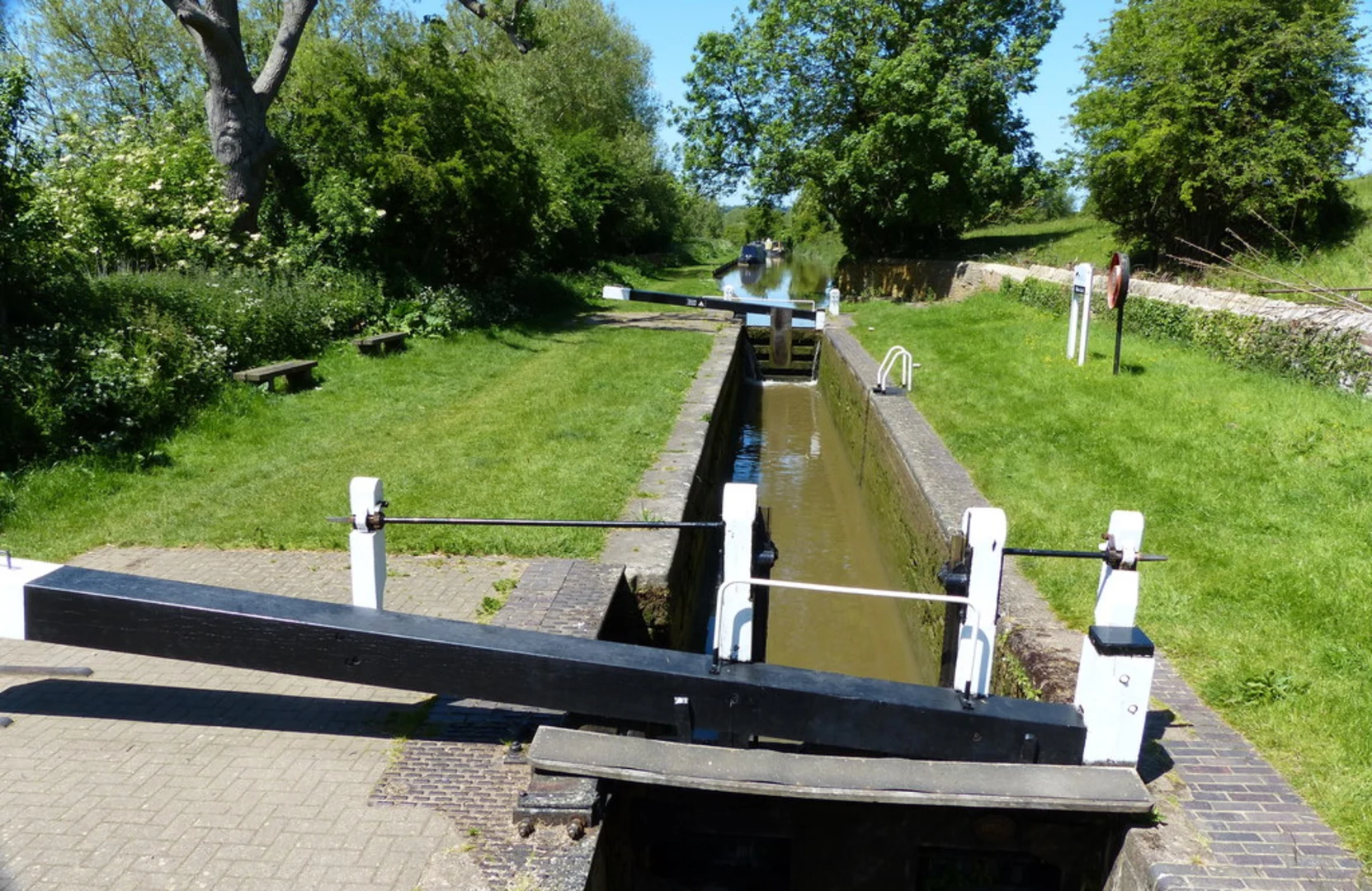 An image depicting the trail Upper Heyford and Steeple Aston Loop and its surrounding area.