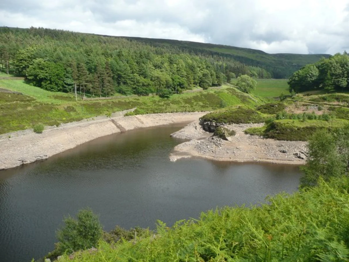 Yateholme Reservoir and Ramsden Reservoir Loop