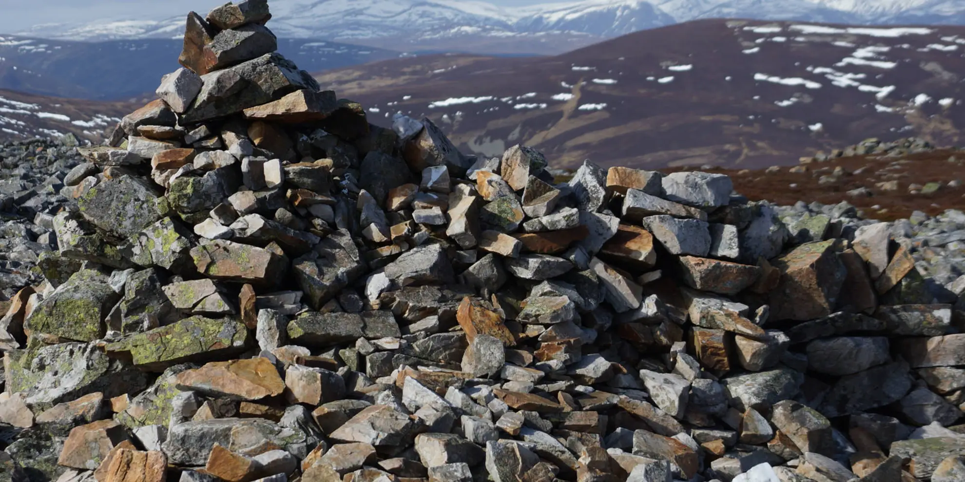 An image depicting the trail Creag Nan Gabhar Loop from Auchallater and its surrounding area.