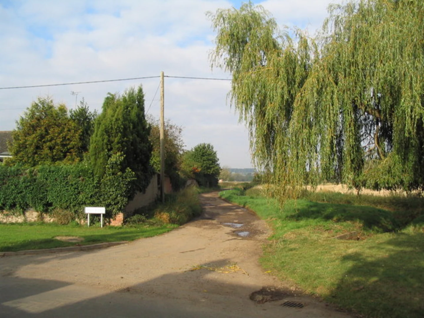 An image depicting the trail River Soar and Tern Pool Loop - Cossington and its surrounding area.
