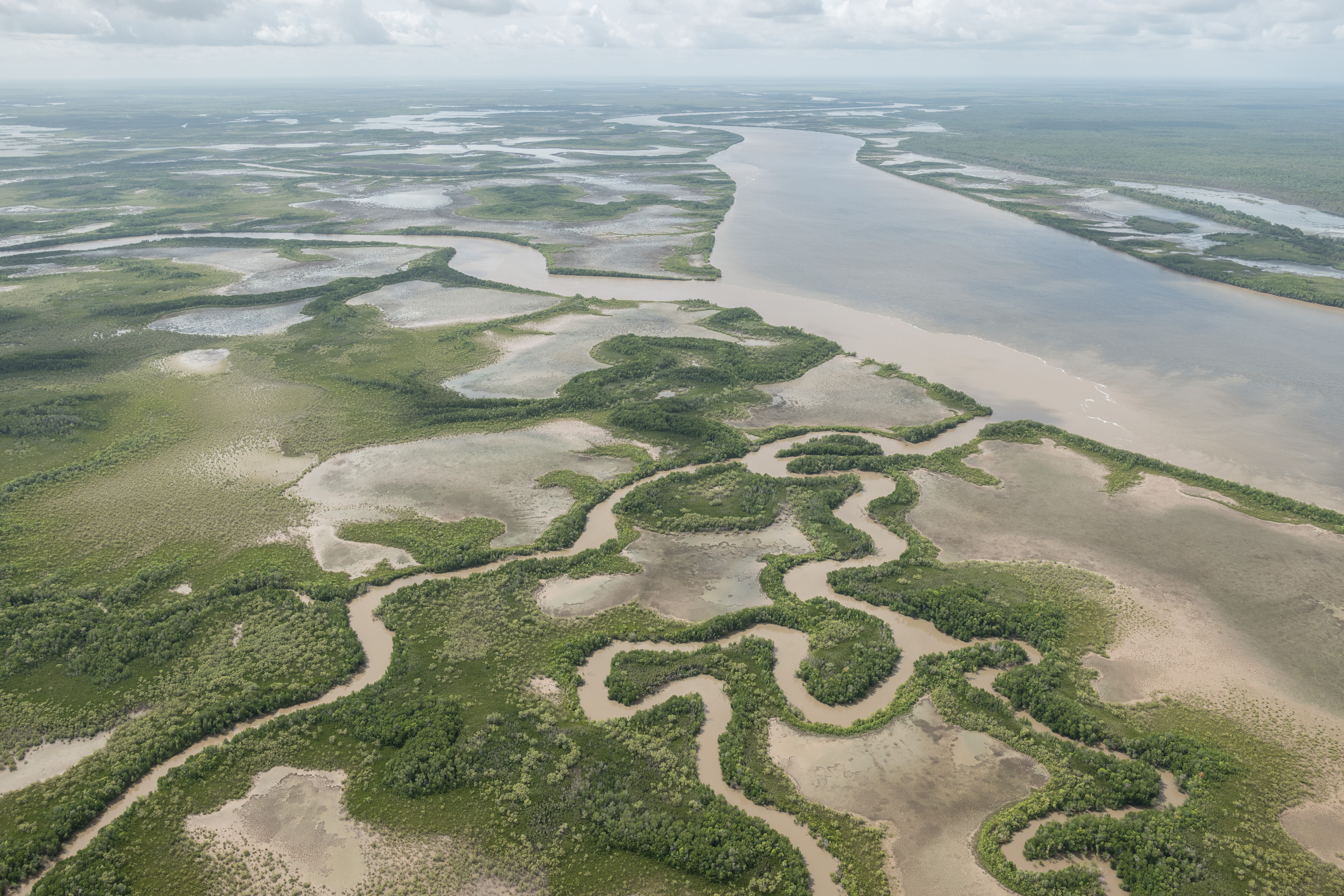 An image depicting the trail Djukbinj National Park and its surrounding area.