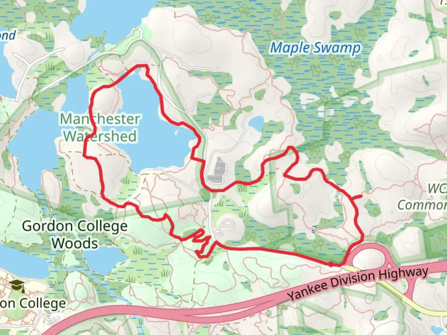An image depicting the trail Round Pond and Gravelly Pond Loop and its surrounding area.