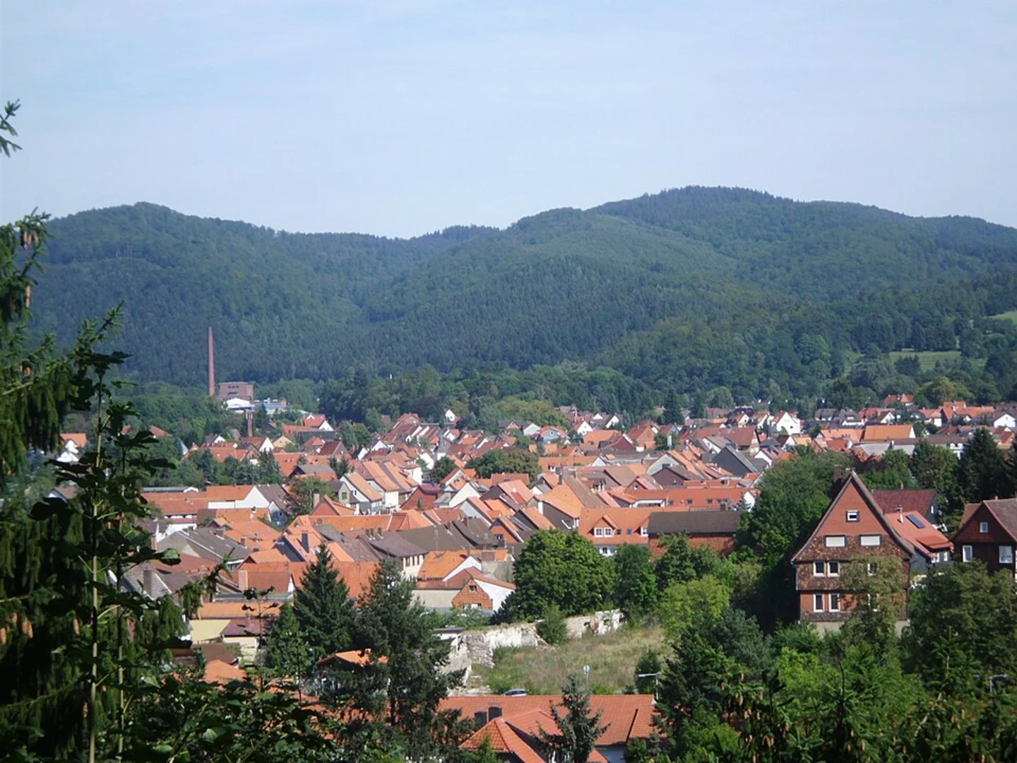 An image depicting the trail Herzberg via Taunusklub Route and its surrounding area.