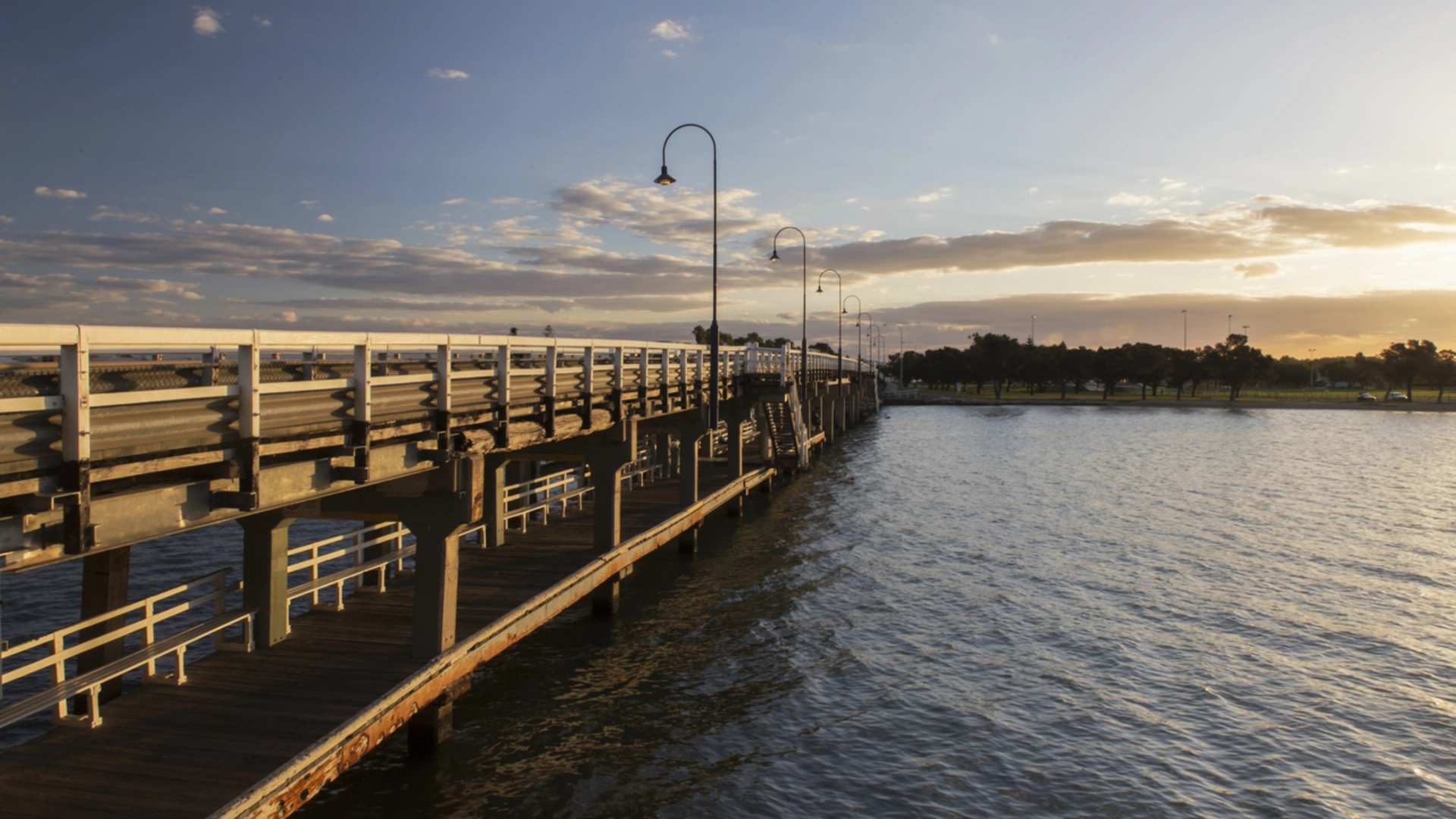 An image depicting the trail Mandurah City Art Trail and its surrounding area.