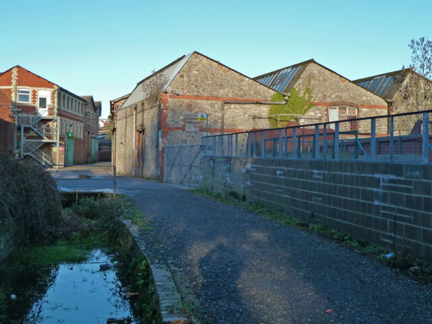 An image depicting the trail River Lemon Walk along - Newton Abbot and its surrounding area.