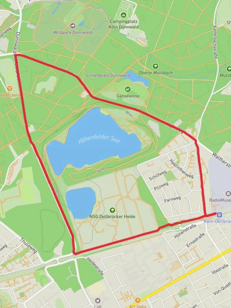 An image depicting the trail Dellbrücker Heide and Höhenfelder See Loop via Kalkweg and its surrounding area.