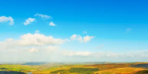 An image depicting the trail Limestone Way and its surrounding area.
