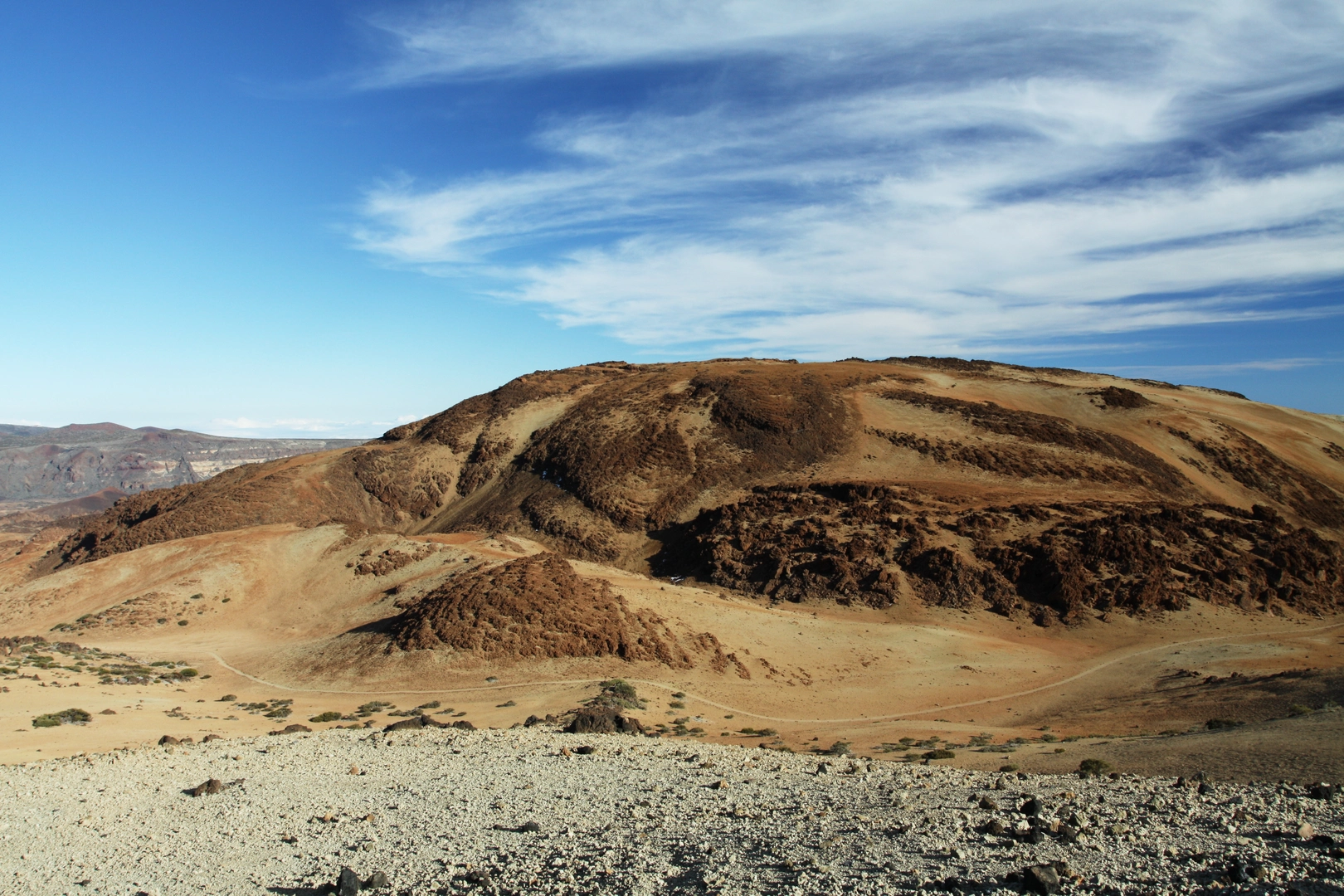 An image depicting the trail Montaña Rajada Walk and its surrounding area.