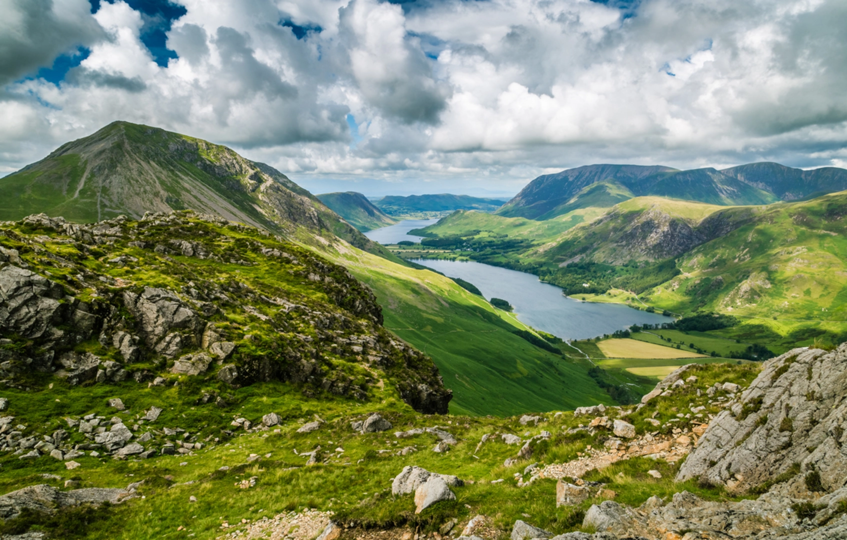 An image depicting the trail Haystacks - Buttermere and its surrounding area.
