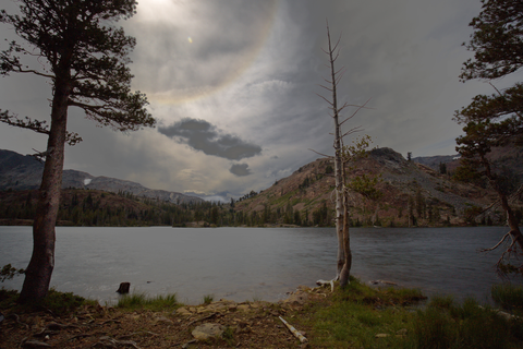 An image depicting the trail Susie Lake via Glen Alpine Trail and its surrounding area.