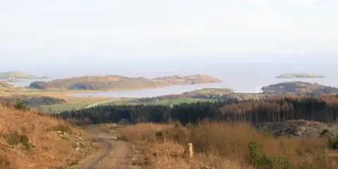 An image depicting the trail Screel Hill and Bengairn Loop and its surrounding area.