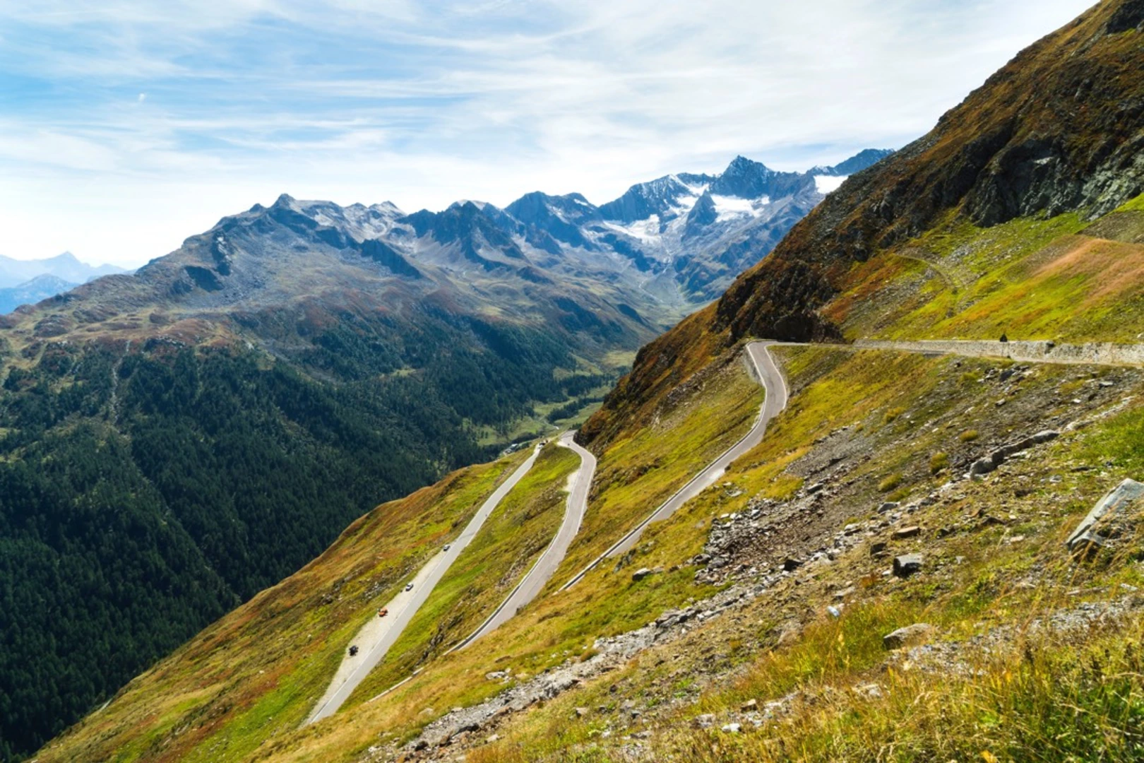 An image depicting the trail Ötztal Trek and its surrounding area.