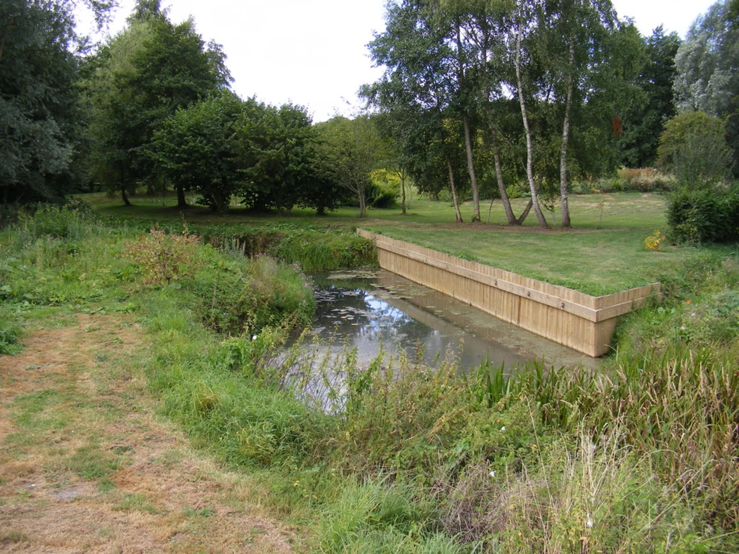 An image depicting the trail Walpole Loop and its surrounding area.
