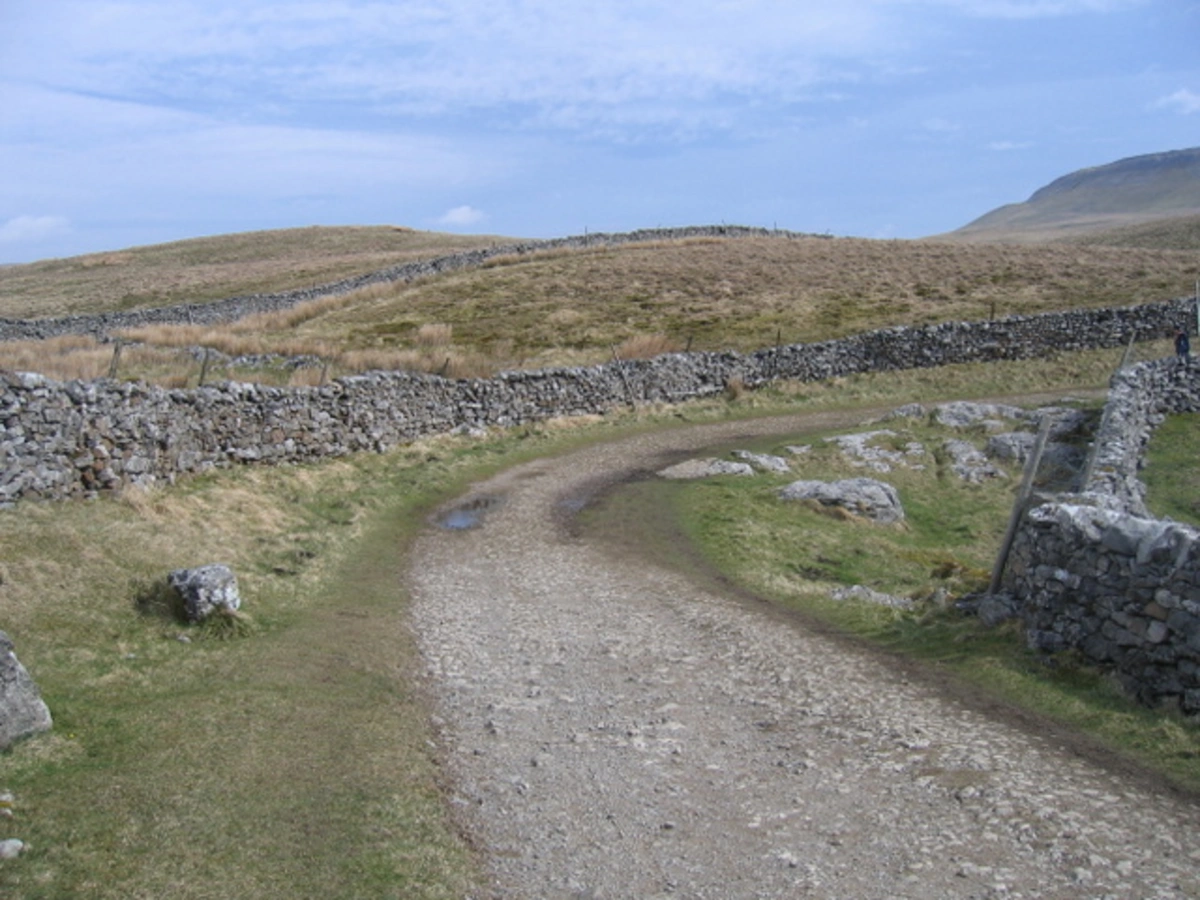Tarn Bar and Pen-y-ghent Loop
