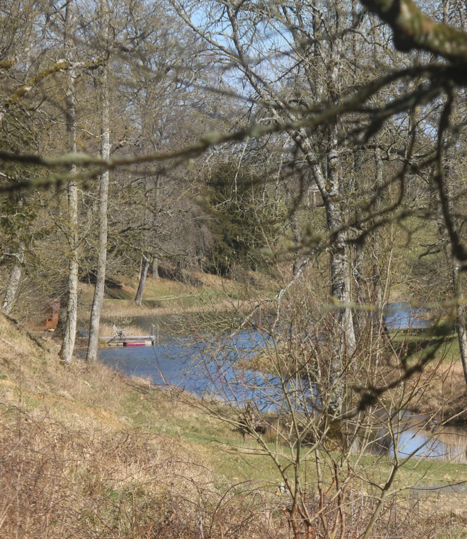An image depicting the trail Charlbury and Finstock Loop and its surrounding area.
