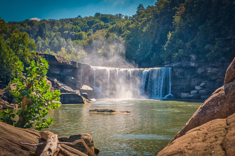An image depicting the trail Cumberland Falls and Sheltowee Trace Trail and its surrounding area.