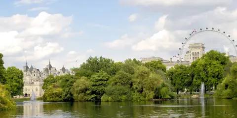An image depicting the trail Jubilee Walkway and its surrounding area.