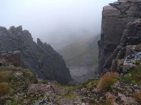 An image depicting the trail Cairn Lochan and Fiacaill Ridge - Cairngorms and its surrounding area.