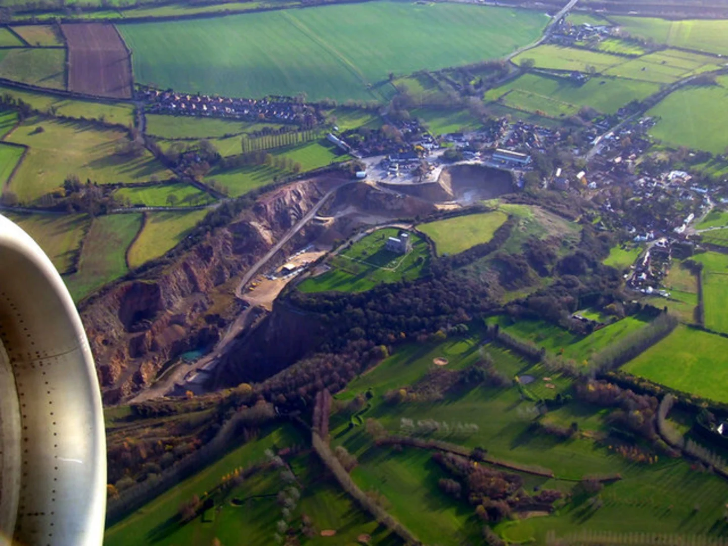 An image depicting the trail Breedon Hill Loop and its surrounding area.