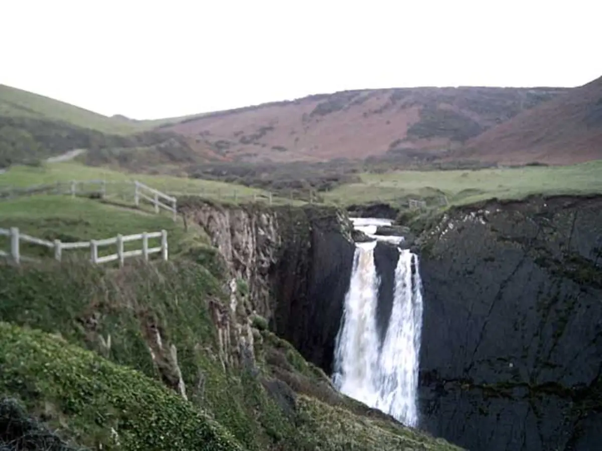 Speke's Mill Mouth Waterfall