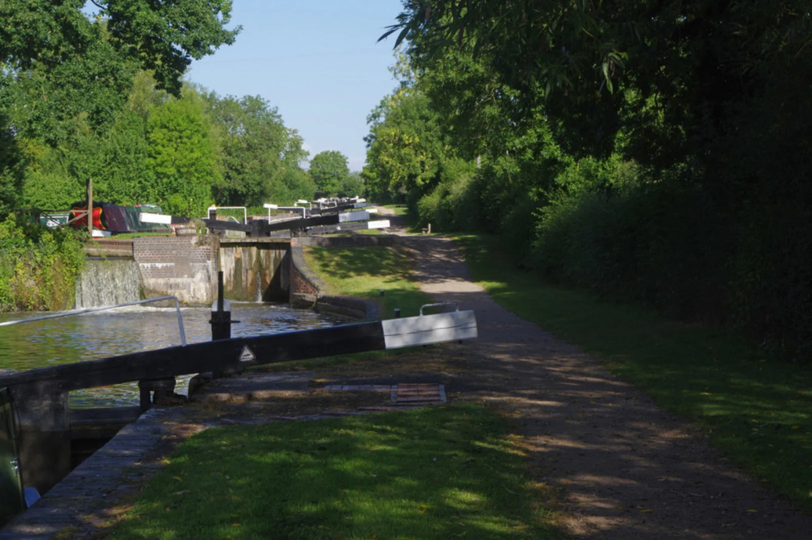 An image depicting the trail Lapworth Southern Loop and its surrounding area.