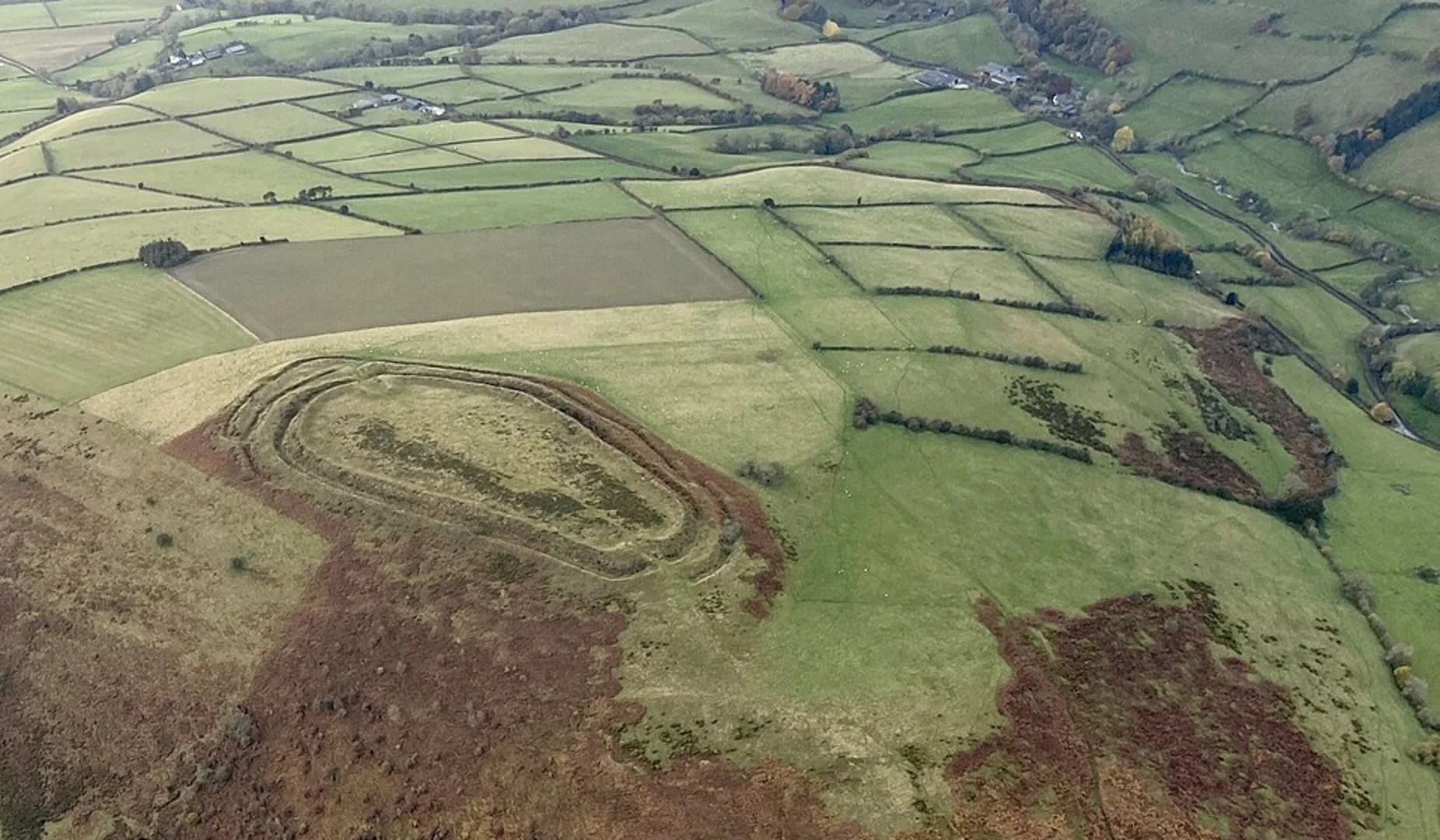 An image depicting the trail Gully Green, Little Caradoc and Great Caradoc and its surrounding area.