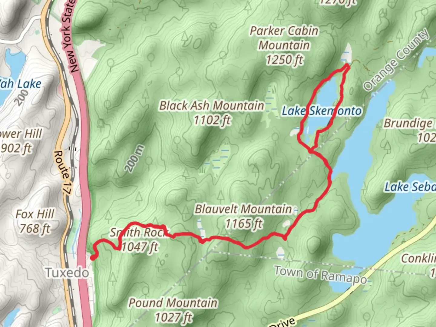 An image depicting the trail Lake Skemonto Loop Trail from Tuxedo and its surrounding area.