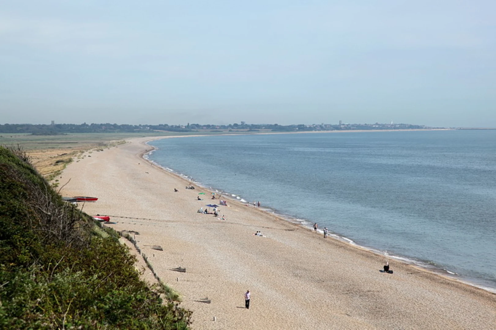 An image depicting the trail Dunwich Cliffs and its surrounding area.